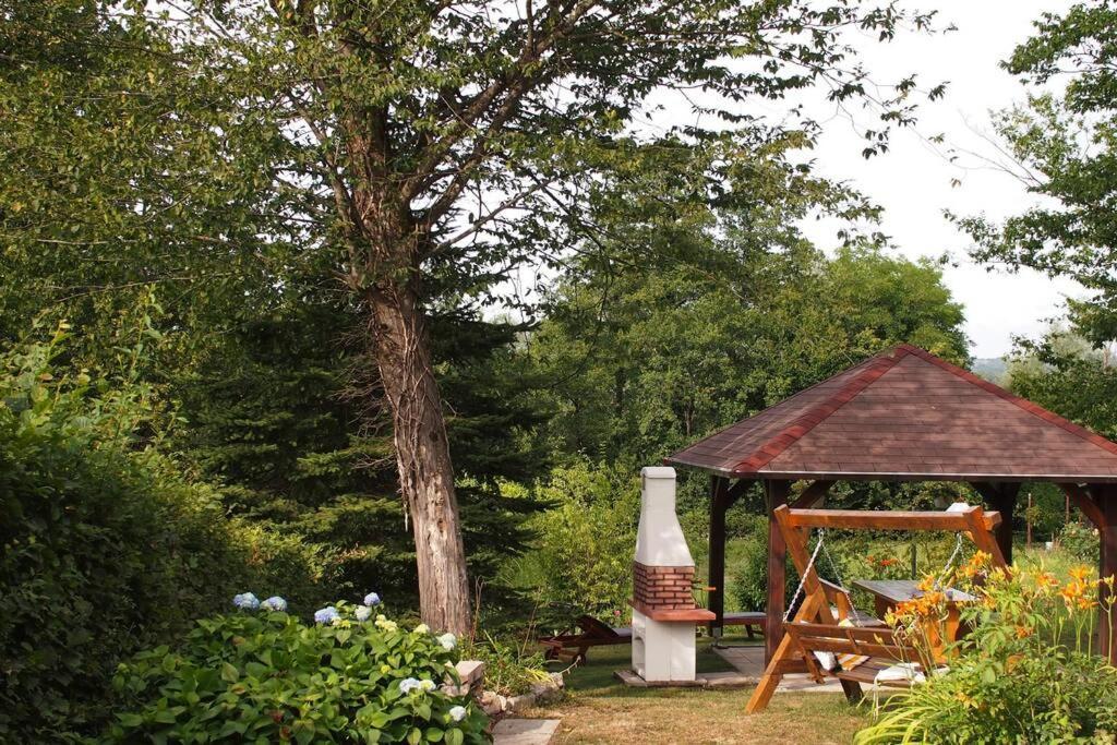 Carobna Suma *** Vila Karlovac Exterior foto