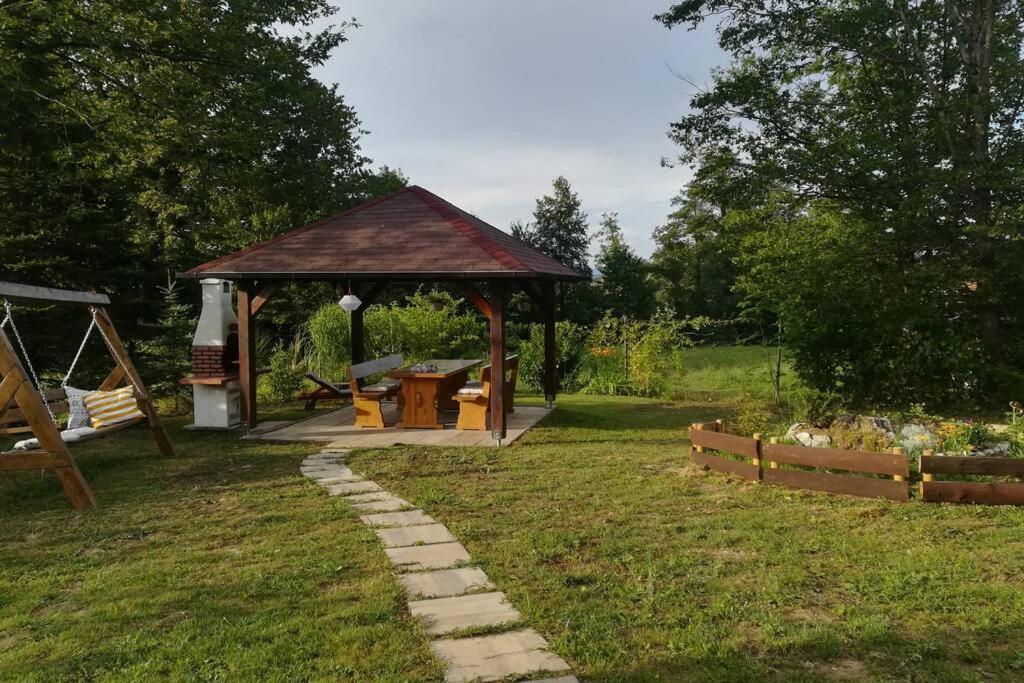 Carobna Suma *** Vila Karlovac Exterior foto